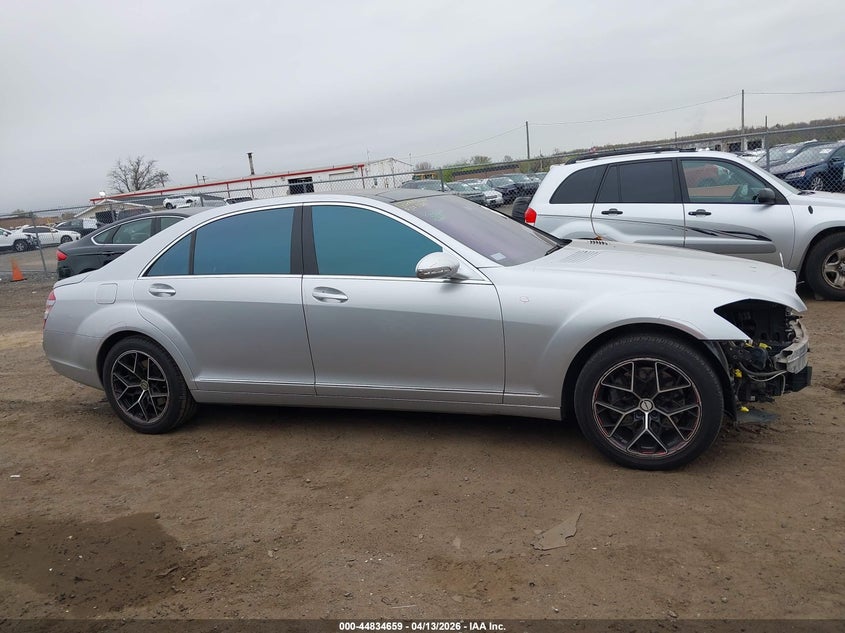 2008 Mercedes-Benz S 550 4Matic VIN: WDDNG86X08A177552 Lot: 44834659