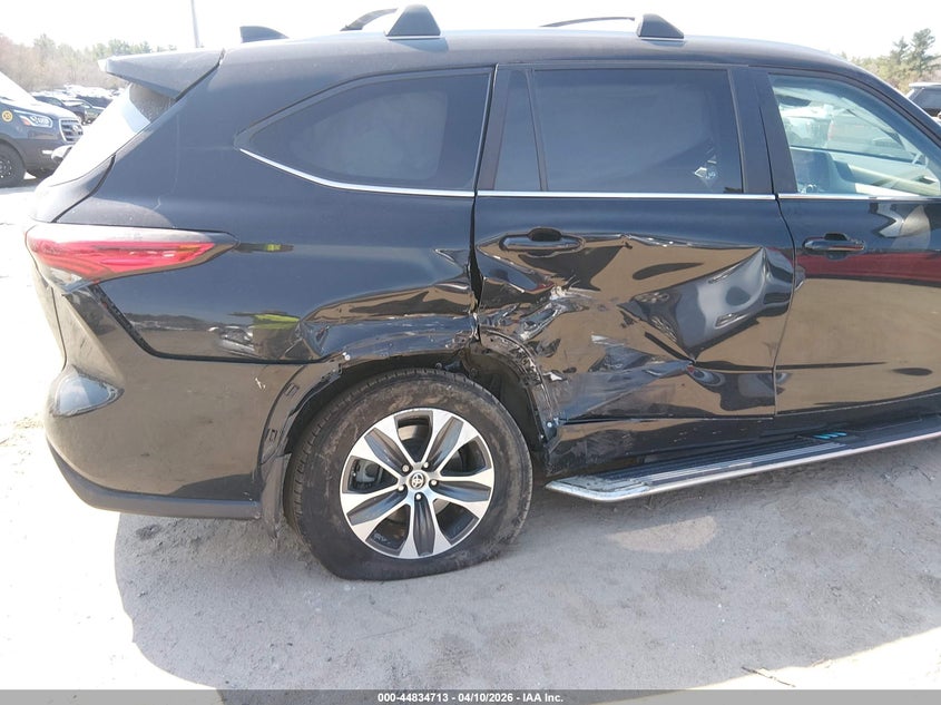 2023 TOYOTA HIGHLANDER 2.4L I-4 DI, DOHC, V(VIN: 5TDKDRBH9PS503358