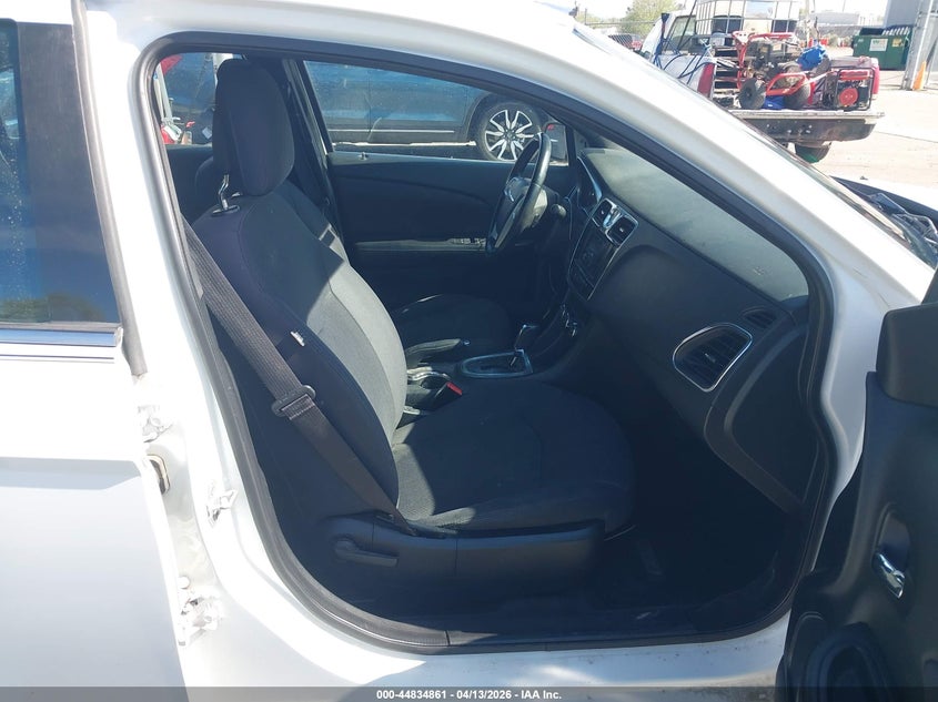 2012 Chrysler 200 Touring