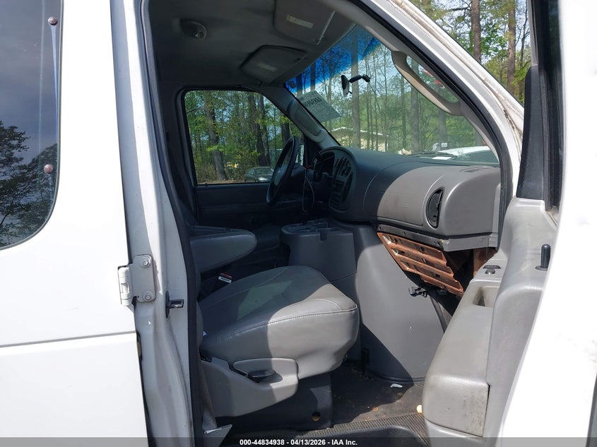 2005 Ford E-150 Commercial/Recreational