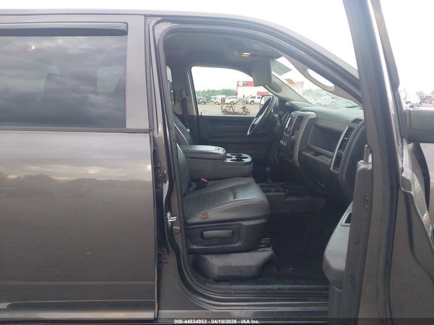 2017 Ram 2500 Tradesman 4X4 6'4 Box