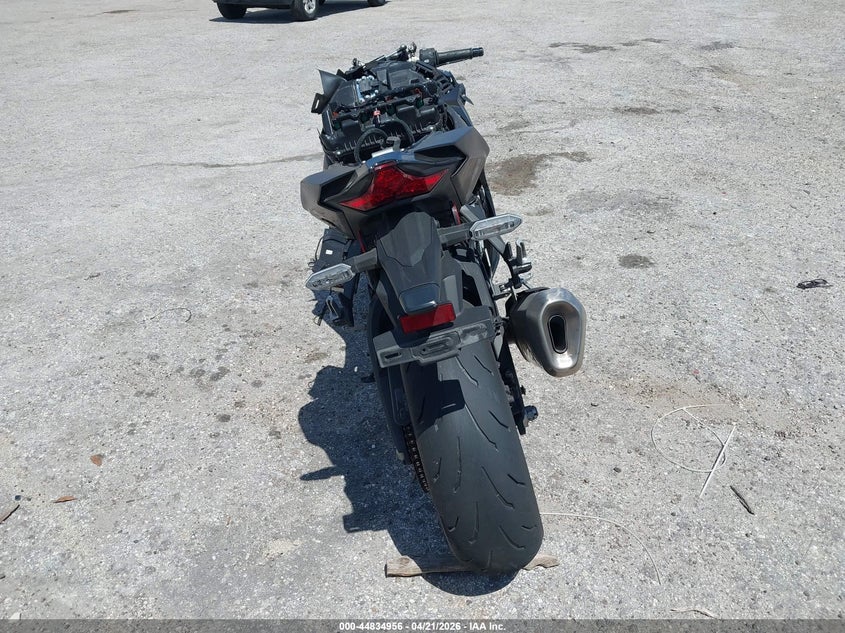 2025 Kawasaki Zx1002 M VIN: JKBZXVM11SA009974 Lot: 44834956