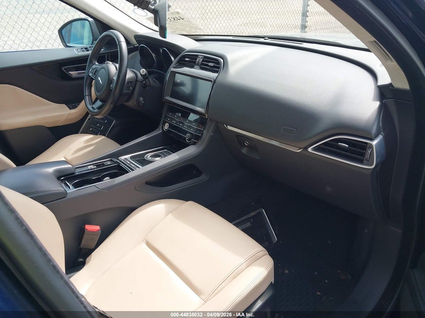 2020 Jaguar F-pace 2.0 Premium P250 Awd Automatic Blue Lot 111044835032 Vin SADCJ2FX2LA619857
