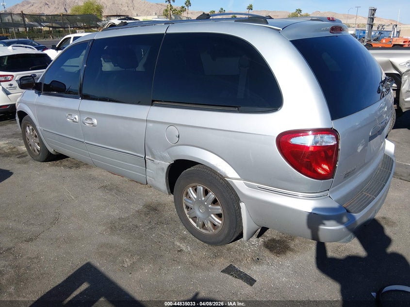 2005 Chrysler Town & Country Limited