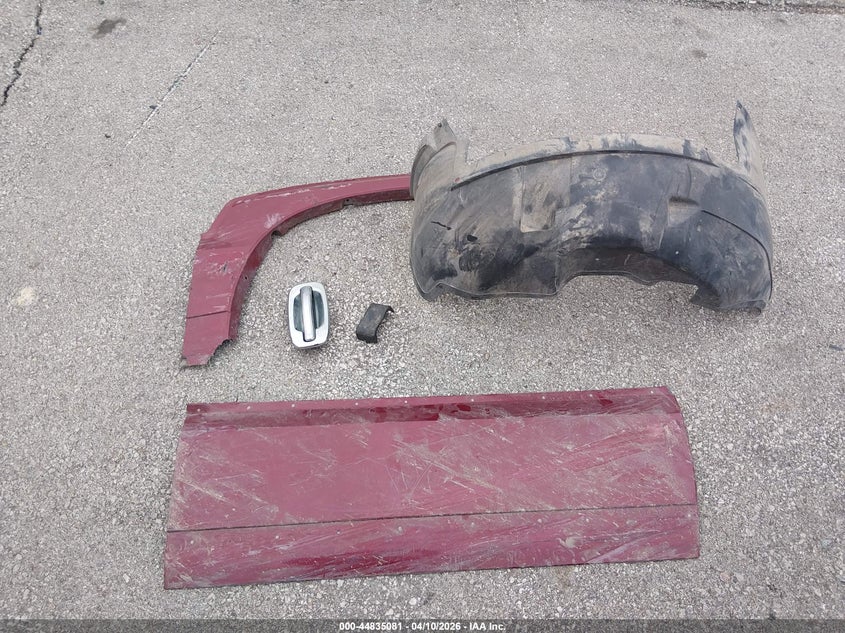 2004 Cadillac Escalade Standard VIN: 1GYEK63N84R249460 Lot: 44835081