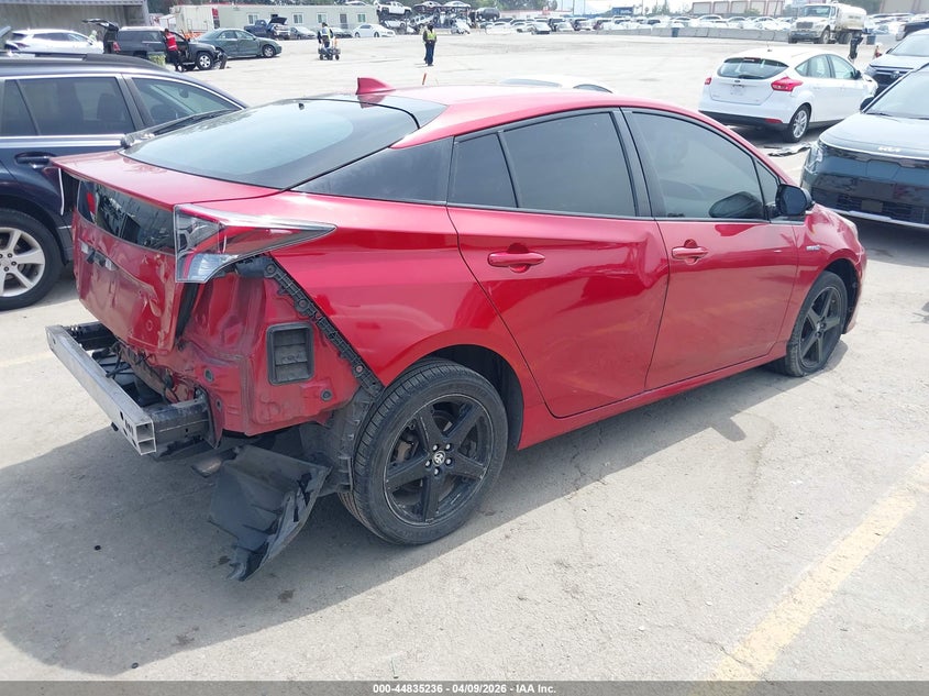 2016 Toyota Prius Three Touring