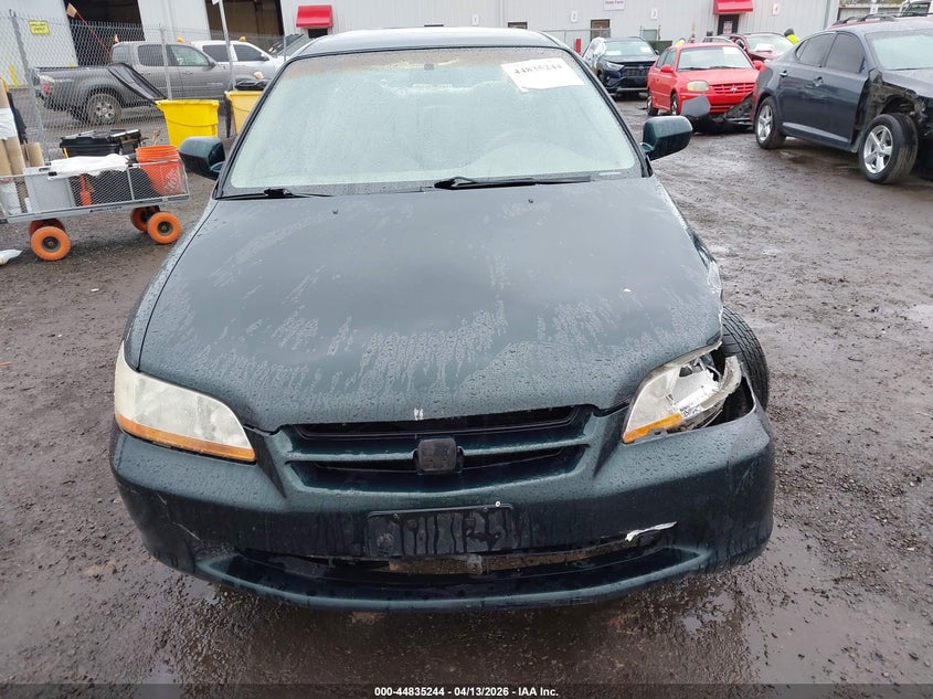 2000 Honda Accord 2.3 Lx VIN: 1HGCG5643YA130460 Lot: 44835244