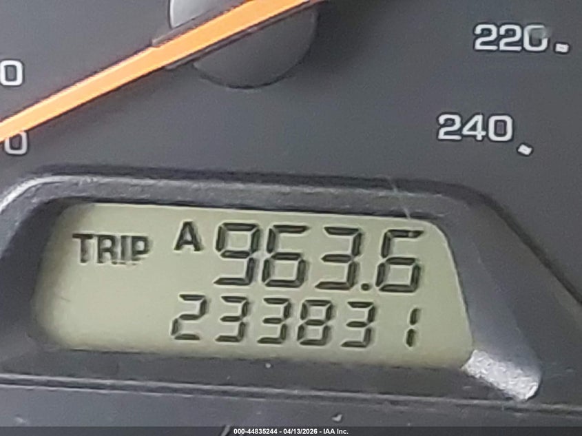 2000 Honda Accord 2.3 Lx VIN: 1HGCG5643YA130460 Lot: 44835244