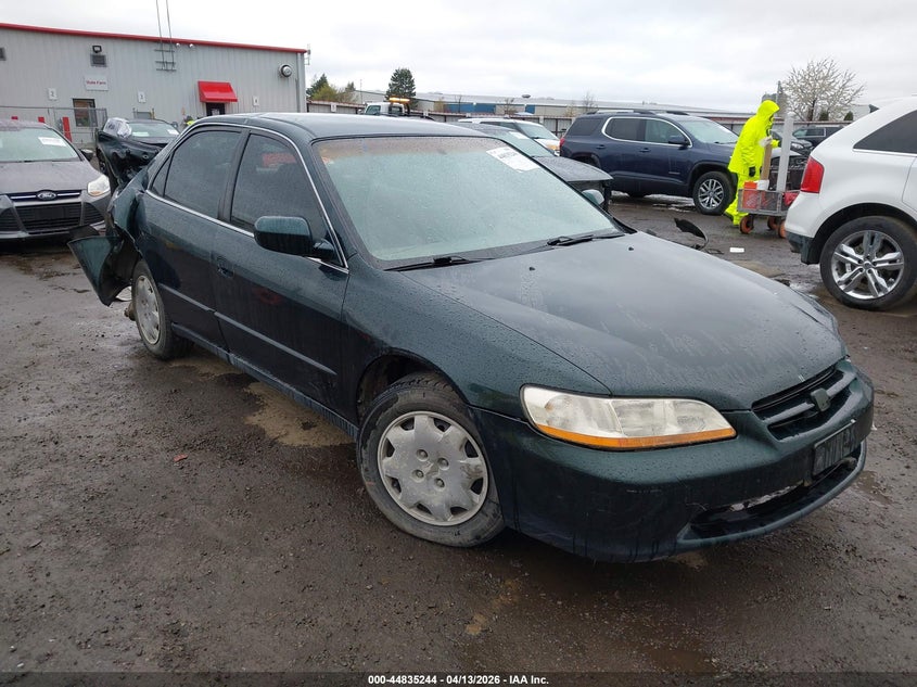 2000 Honda Accord 2.3 Lx VIN: 1HGCG5643YA130460 Lot: 44835244