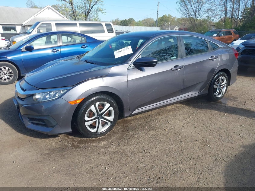 2018 Honda Civic 2.0 Lx green Lot 111044835252 Vin 19XFC2F59JE000362