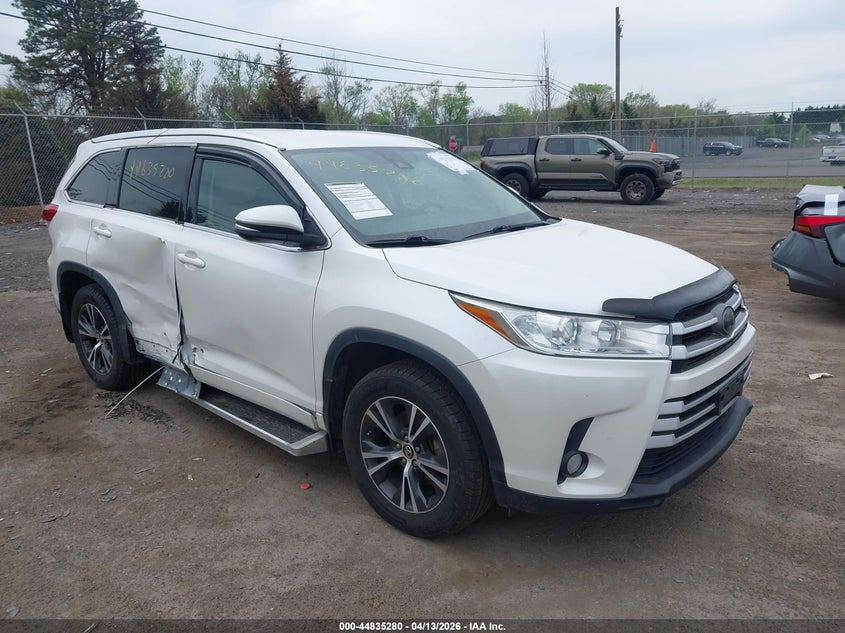 2018 Toyota Highlander Le Plus