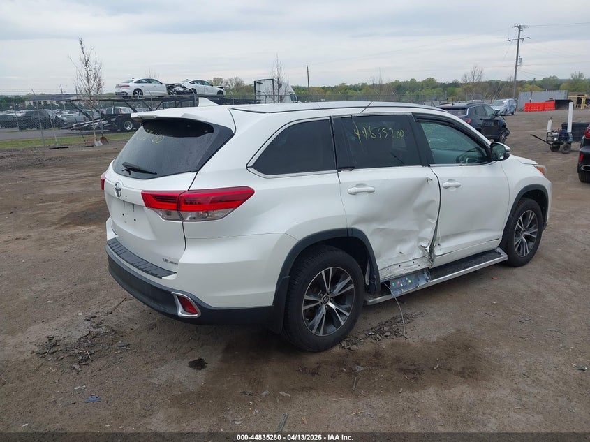 2018 Toyota Highlander Le Plus