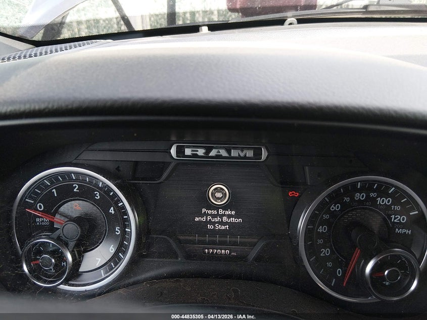 1C6SRFFT0LN274493 2020 Ram 1500 5.7 Ram Big Horn 4X4 5'7 Box grey