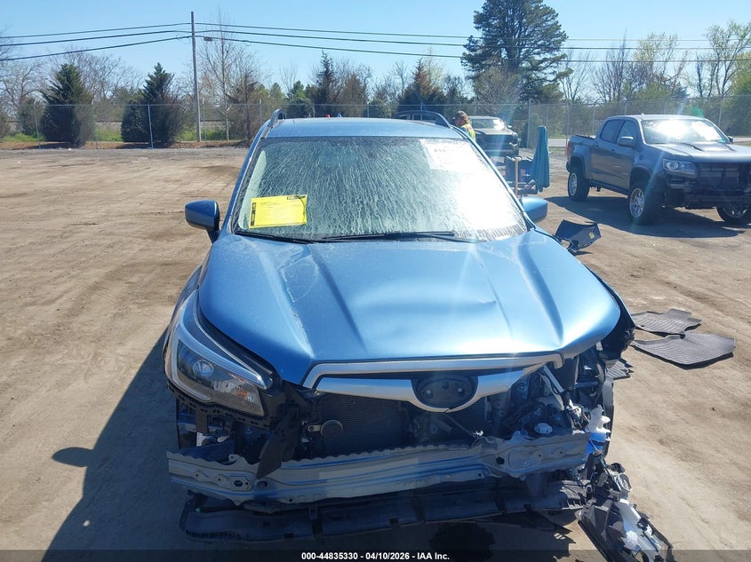 2021 Subaru Forester Premium VIN: JF2SKAFCXMH564421 Lot: 44835330