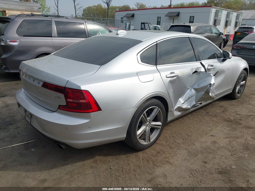2018 Volvo S90 T5 Momentum