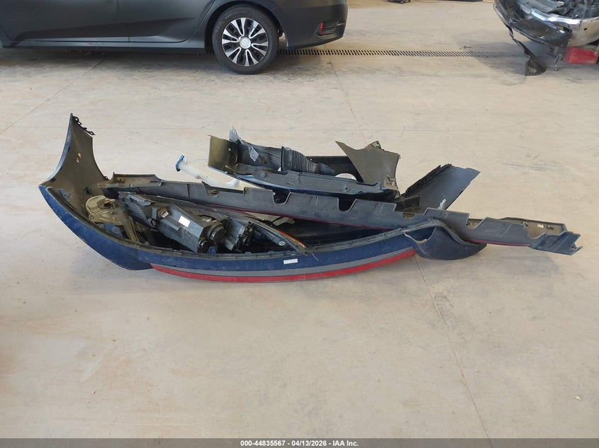 2017 Hyundai Veloster Turbo R-Spec VIN: KMHTC6AE5HU318536 Lot: 44835567