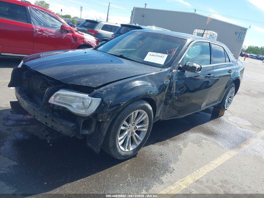 2C3CCAAG2GH190500 2016 Chrysler 300 3.6 Touring black