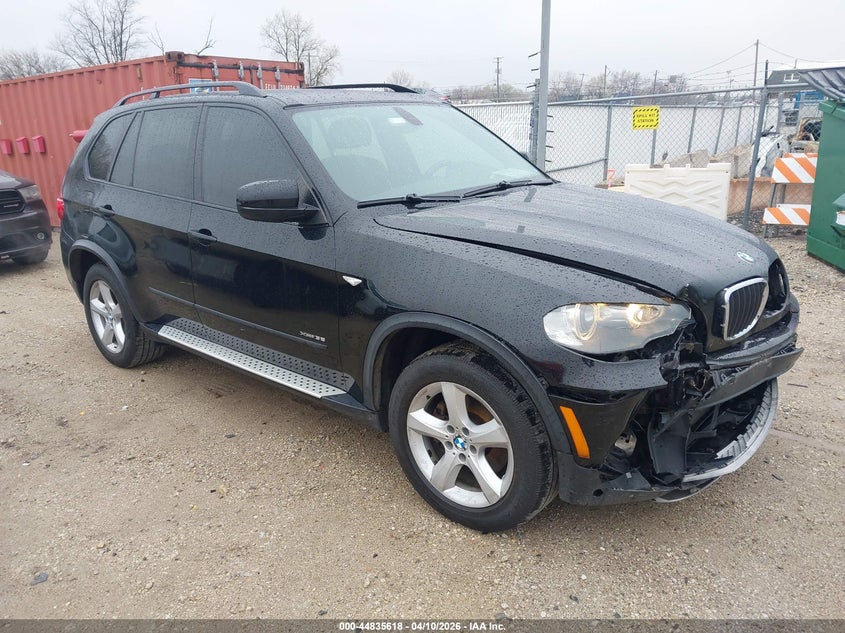 Vin: 5uxzv4c55bl403303, lot: 45332916, bmw x5 xdrive35i/xdrive35i premium/xdrive35i sport activity 2011 img_1