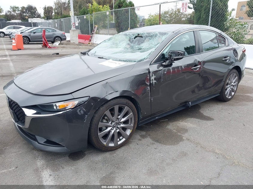 2020 Mazda 3 2.5 Preferred Package grey Lot 111044835670 Vin 3MZBPADL2LM123912