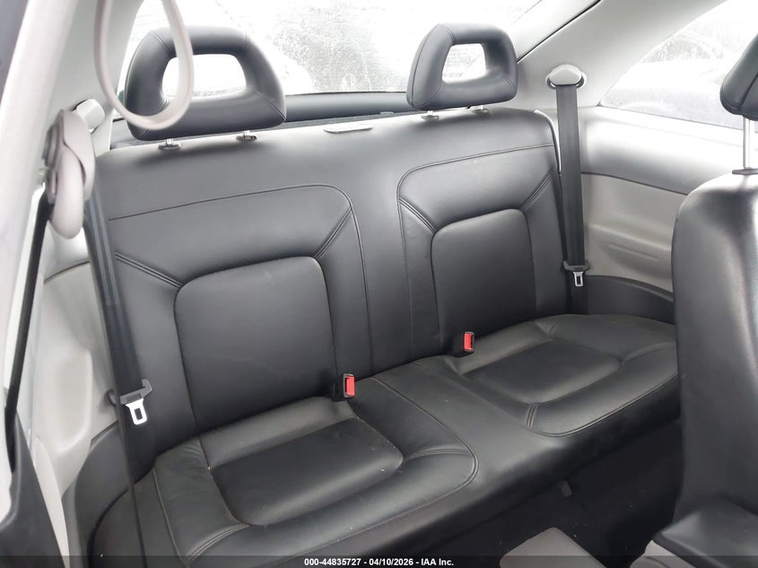 2000 Volkswagen New Beetle Gls VIN: 3VWCC21C1YM402141 Lot: 44835727