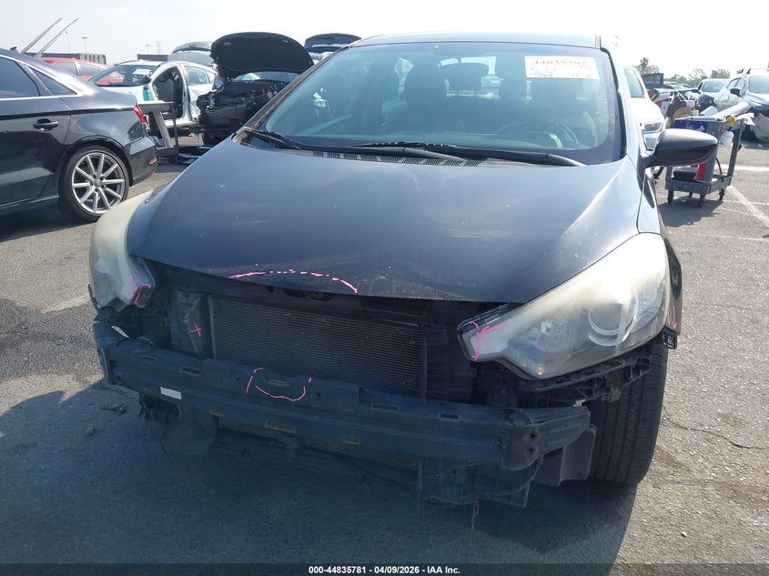 2016 Kia Forte 1.8 Lx Unknown Lot 111044835781 Vin KNAFK4A61G5560635
