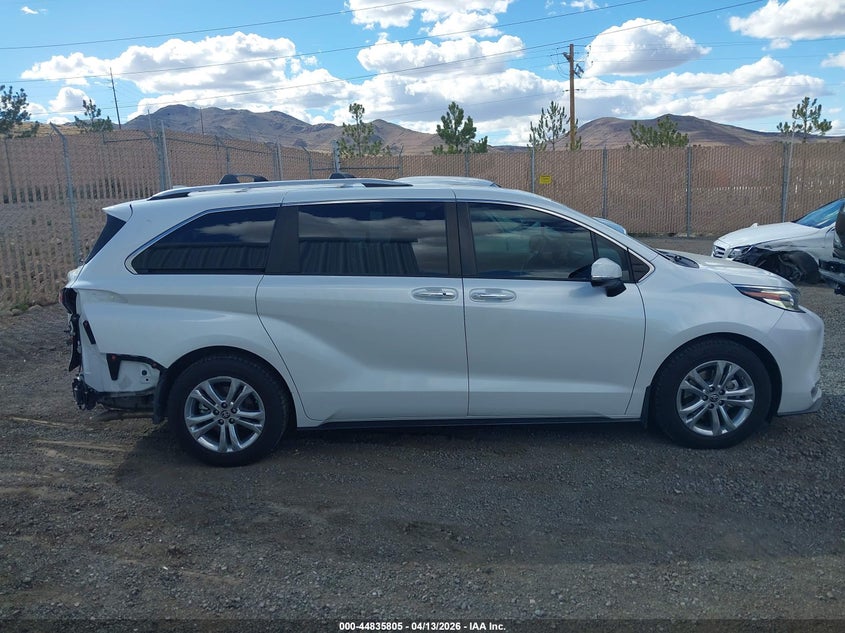 2022 Toyota Sienna Platinum VIN: 5TDESKFC0NS056389 Lot: 44835805