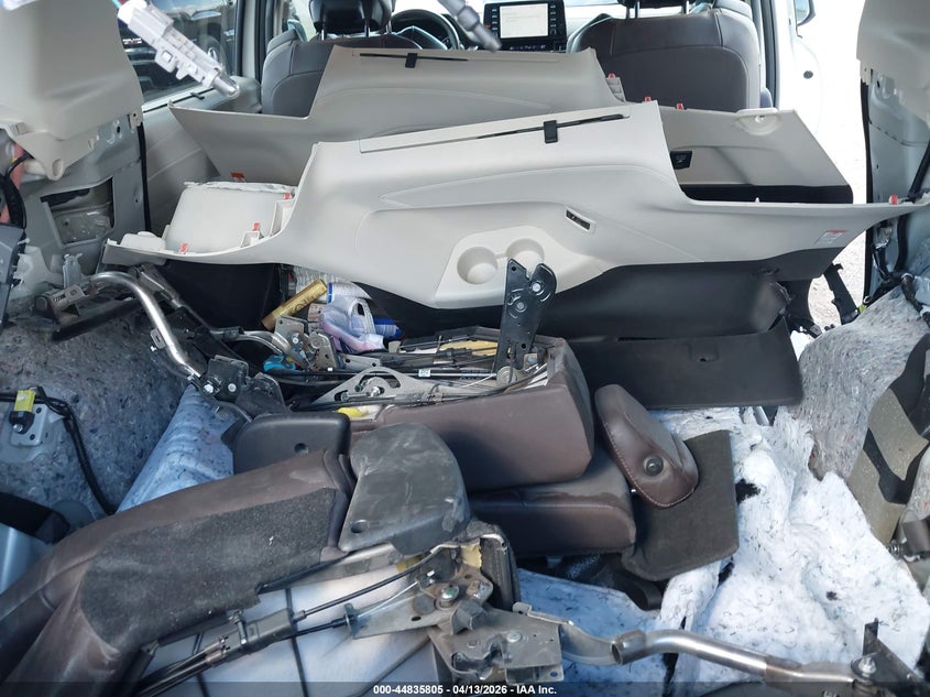 2022 Toyota Sienna Platinum VIN: 5TDESKFC0NS056389 Lot: 44835805