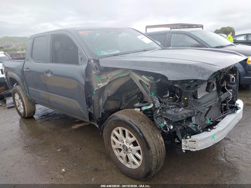 TOYOTA TACOMA SR5 2025