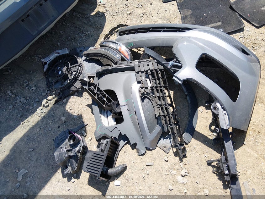 2022 Hyundai Venue Sel VIN: KMHRC8A39NU150657 Lot: 44835857