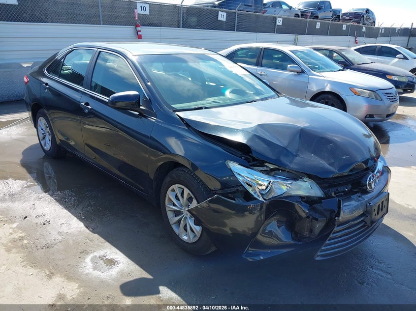 2015 Toyota Camry Le