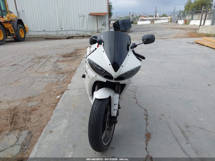 2005 Yamaha Yzf-R6