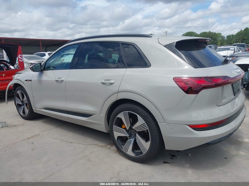 2022 Audi E-Tron Premium Plus Quattro VIN: WA1LAAGE7NB009110 Lot: 44836010