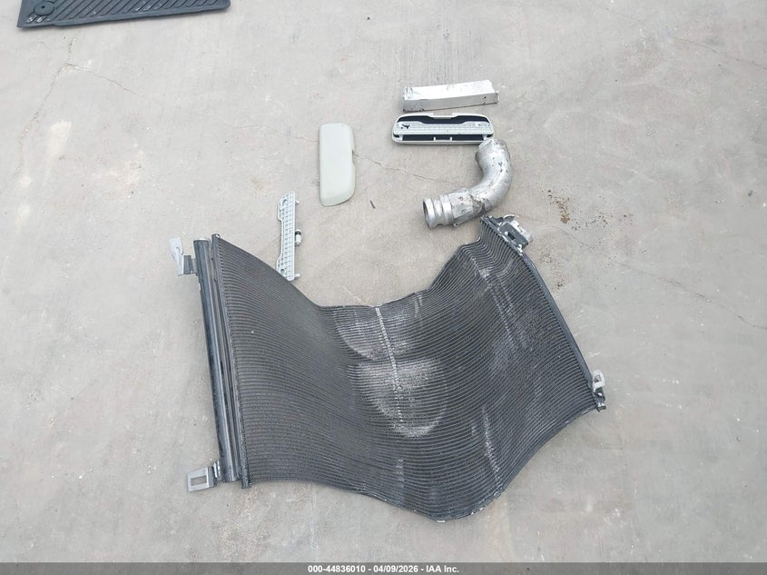 2022 Audi E-Tron Premium Plus Quattro VIN: WA1LAAGE7NB009110 Lot: 44836010