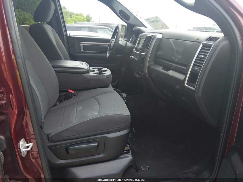 2024 Ram 1500 Classic Warlock 4X4 5'7 Box