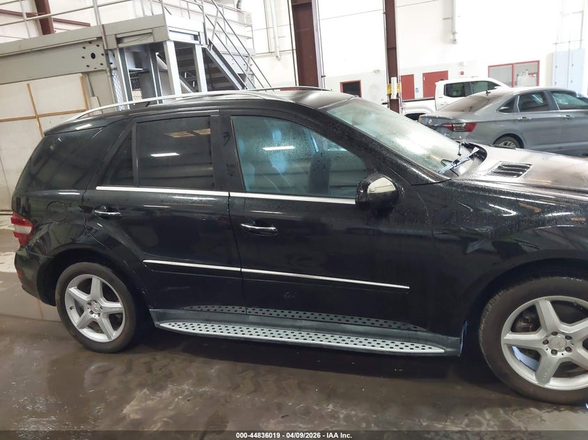 2009 Mercedes-Benz Ml 550 4Matic VIN: 4JGBB72E19A450733 Lot: 44836019