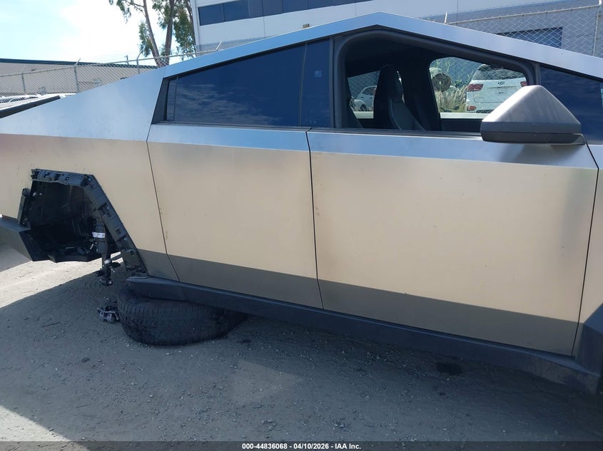 2025 Tesla Cybertruck All-Wheel Drive VIN: 7G2CEHEDXSA064778 Lot: 44836068