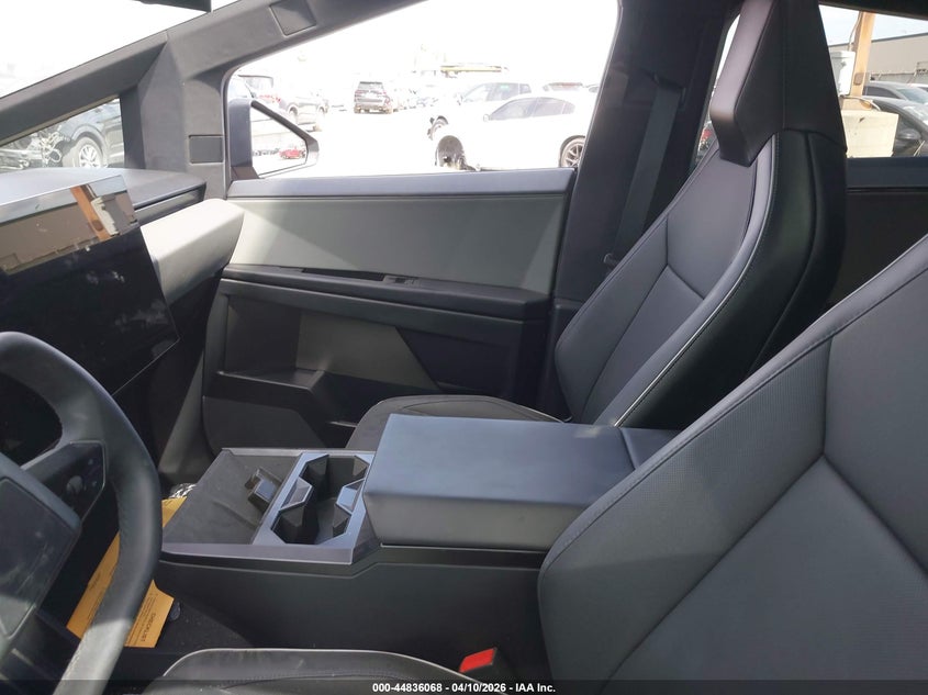 2025 Tesla Cybertruck All-Wheel Drive VIN: 7G2CEHEDXSA064778 Lot: 44836068