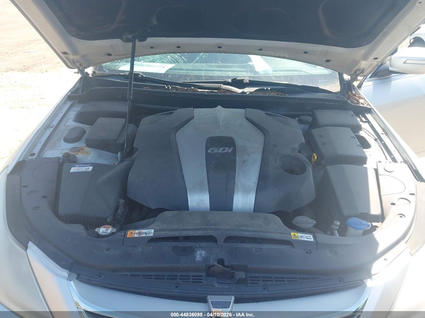 2013 Hyundai Genesis 3.8 VIN: KMHGC4DD5DU253738 Lot: 44836098