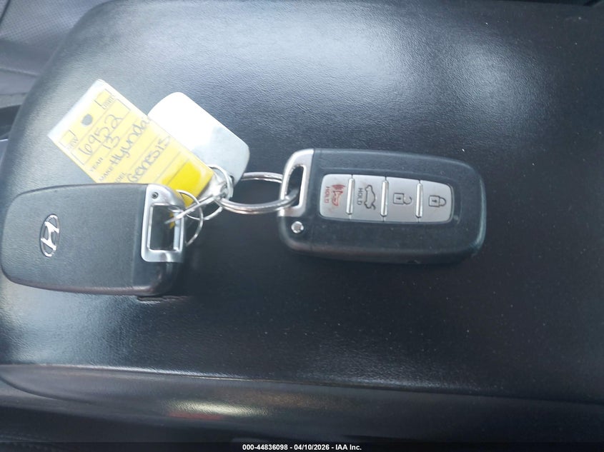 2013 Hyundai Genesis 3.8 VIN: KMHGC4DD5DU253738 Lot: 44836098