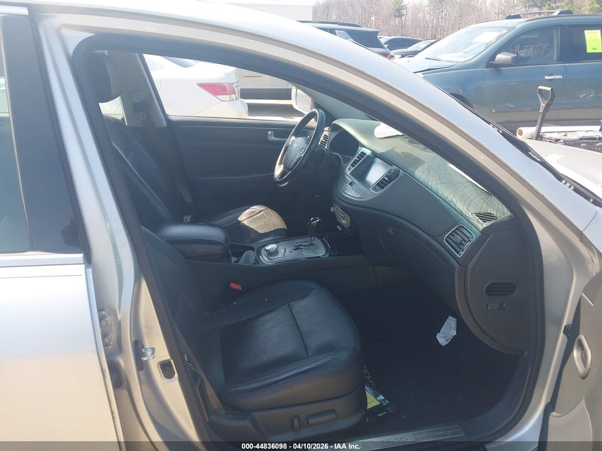 2013 Hyundai Genesis 3.8