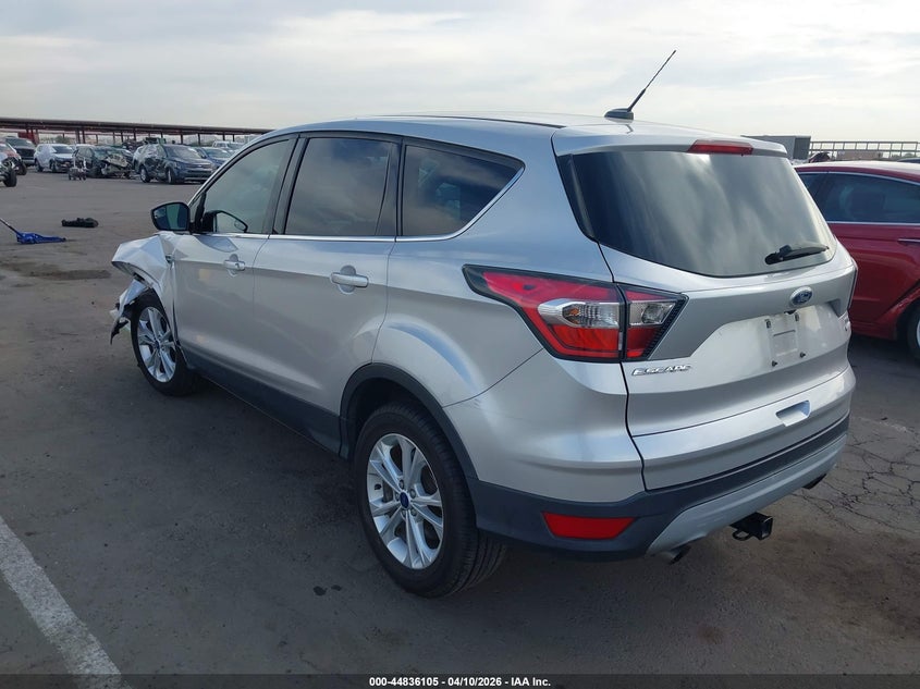 2017 Ford Escape 1.5 Se silver Lot 111044836105 Vin 1FMCU0GD1HUA15052