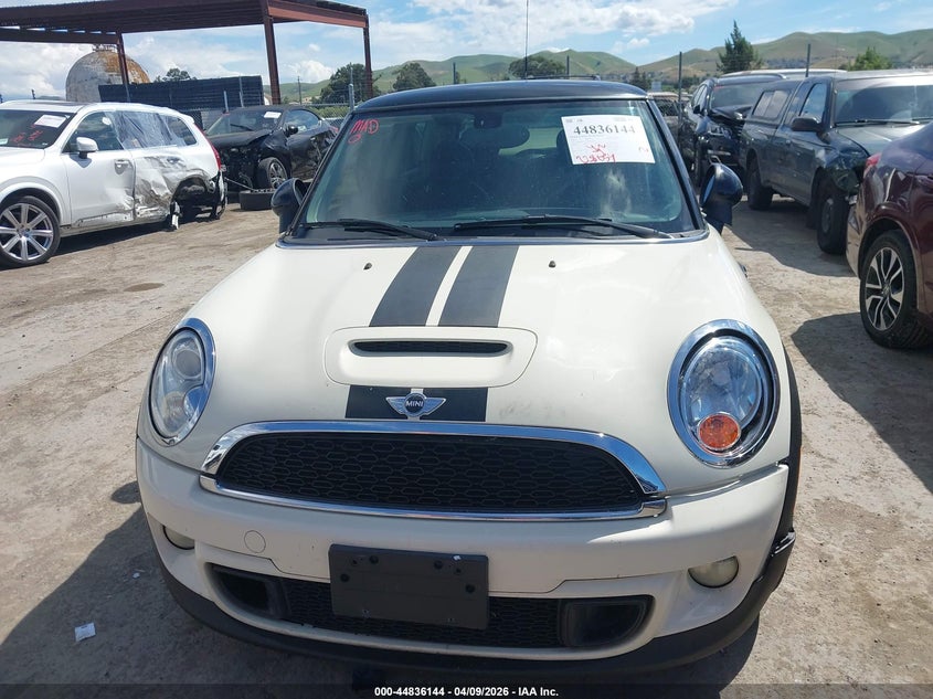 2013 Mini Hardtop Cooper S VIN: WMWSV3C50DT477709 Lot: 44836144