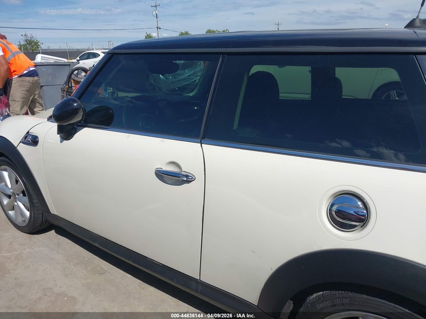 2013 Mini Hardtop Cooper S VIN: WMWSV3C50DT477709 Lot: 44836144