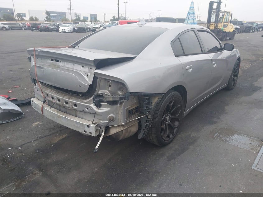 2016 Dodge Charger Sxt