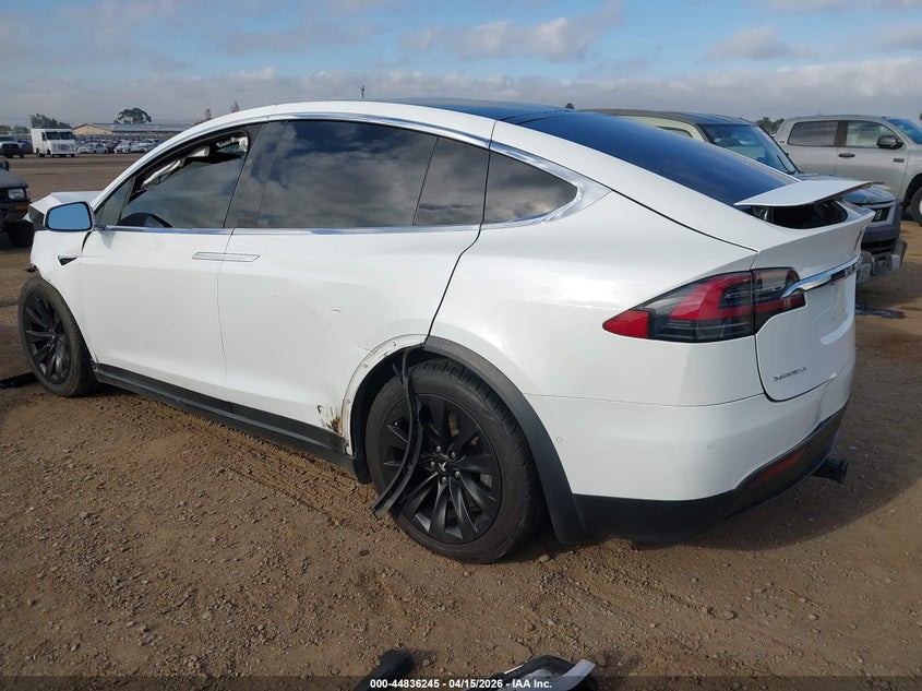 2019 Tesla Model x 100D 75D Long Range white Lot 111044836245 Vin 5YJXCAE28KF150450