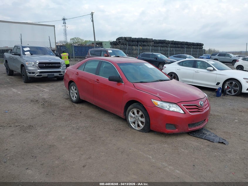 2011 Toyota Camry Le