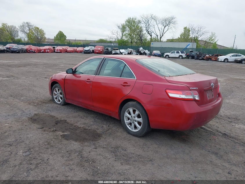 2011 Toyota Camry Le