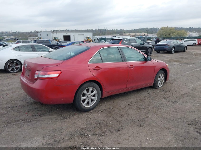 2011 Toyota Camry Le