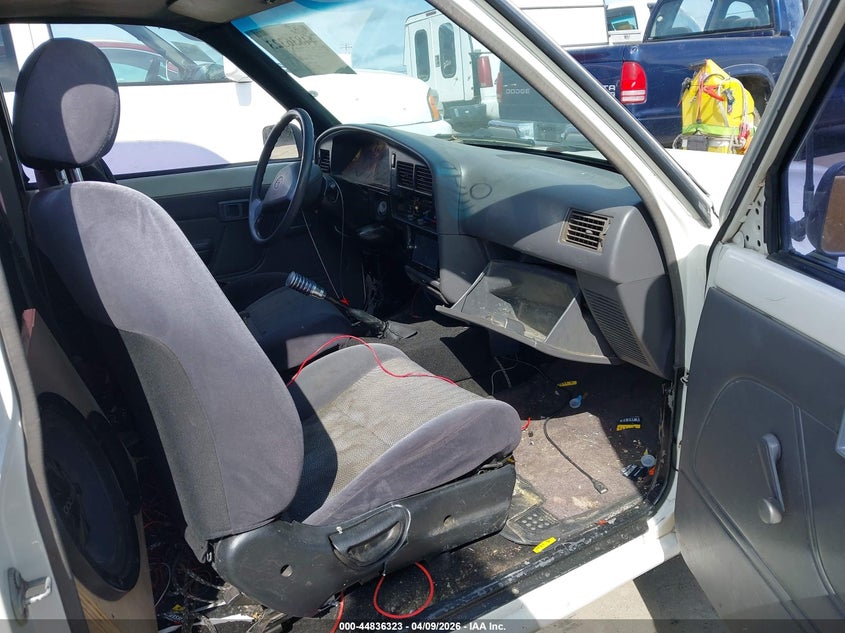 1992 Toyota Pickup 1/2 Ton Short Whlbase Stb