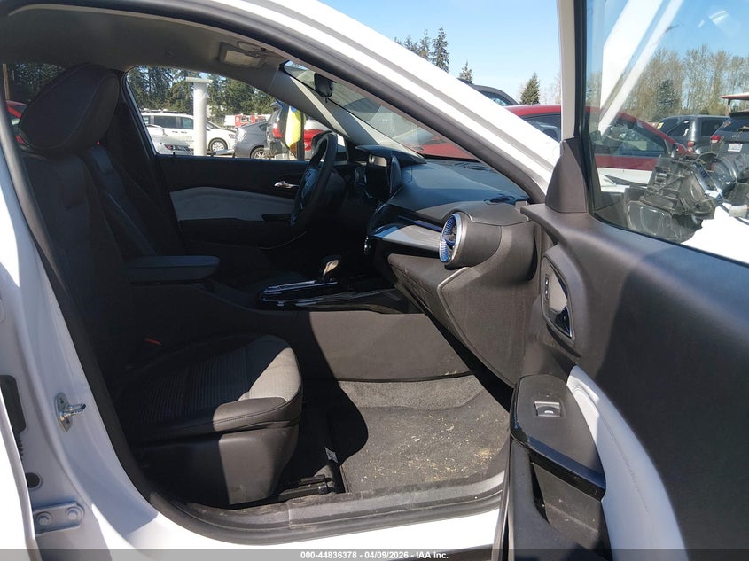 2025 Chevrolet Trax Fwd Lt